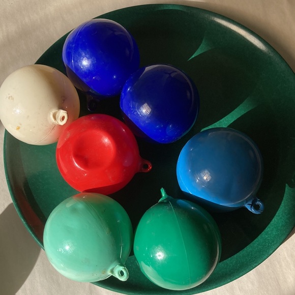 Bundle of 10 vintage Christmas ornaments mercury glass and plastic - Picture 8 of 9